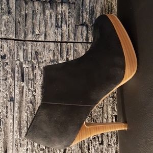 Charlotte Russe Booties NEW sz 8